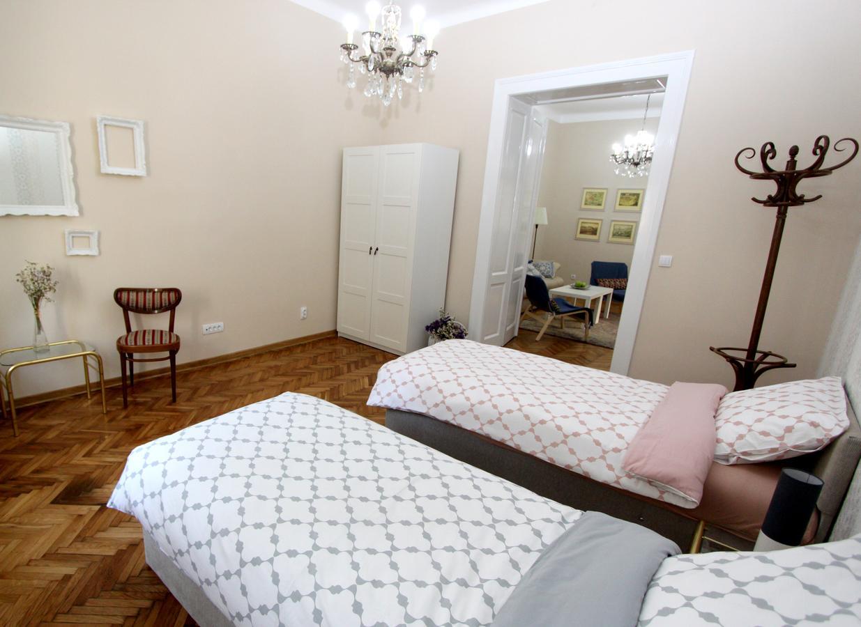 City Center Apartment Mika Beograd Bagian luar foto