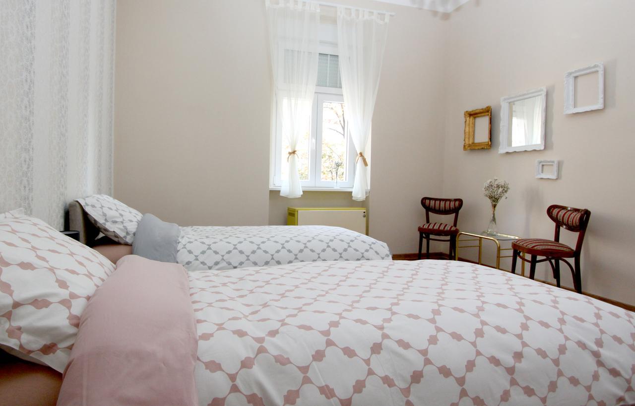 City Center Apartment Mika Beograd Bagian luar foto